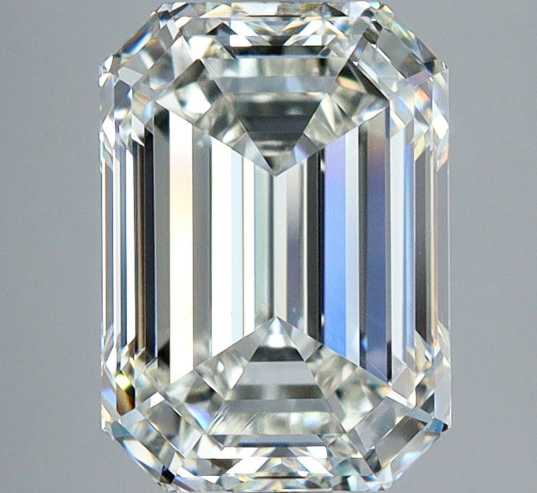 2.5 Carat Emerald Cut Natural Diamond